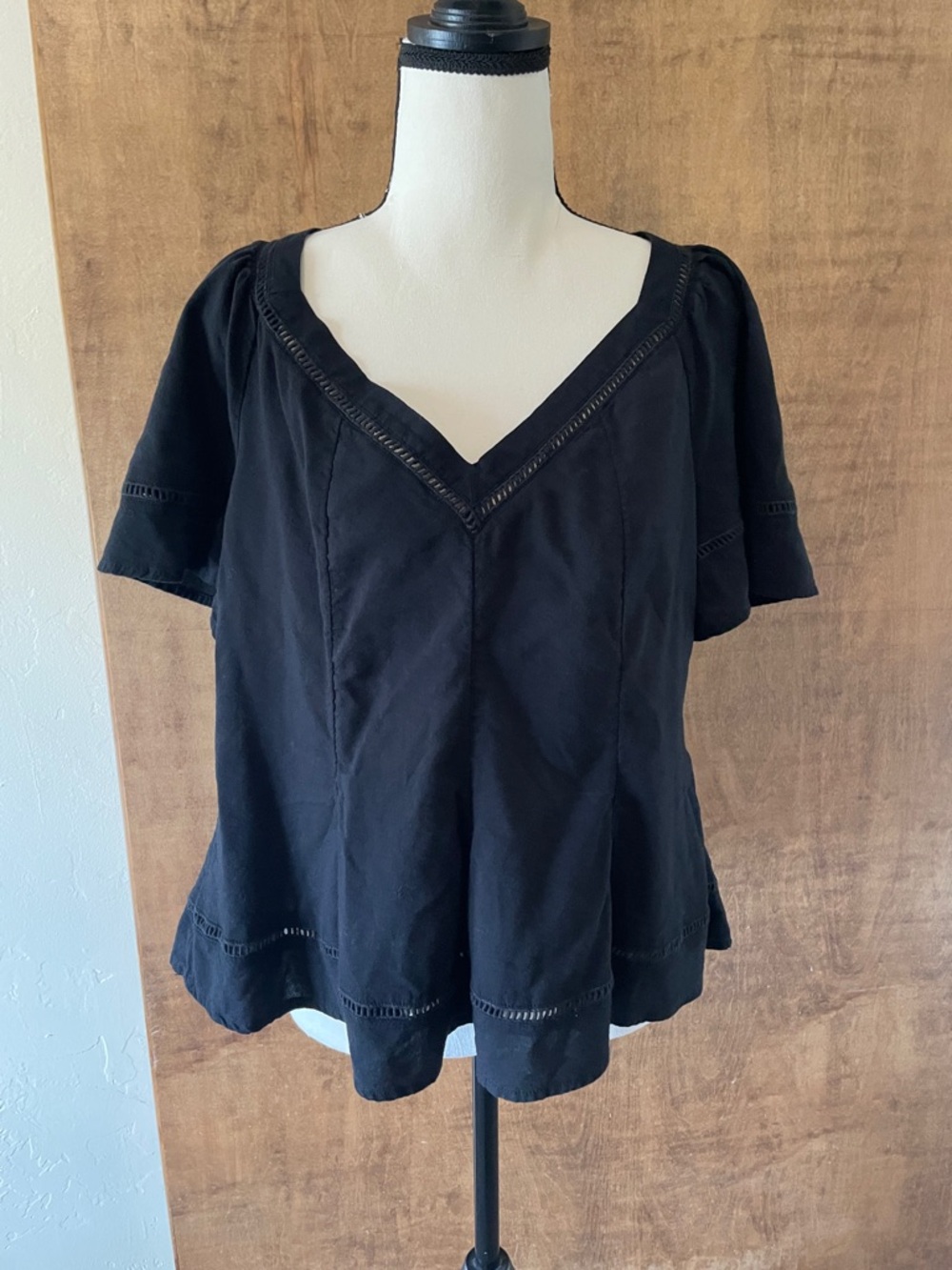 Old Navy V Neck Flowy Black Top